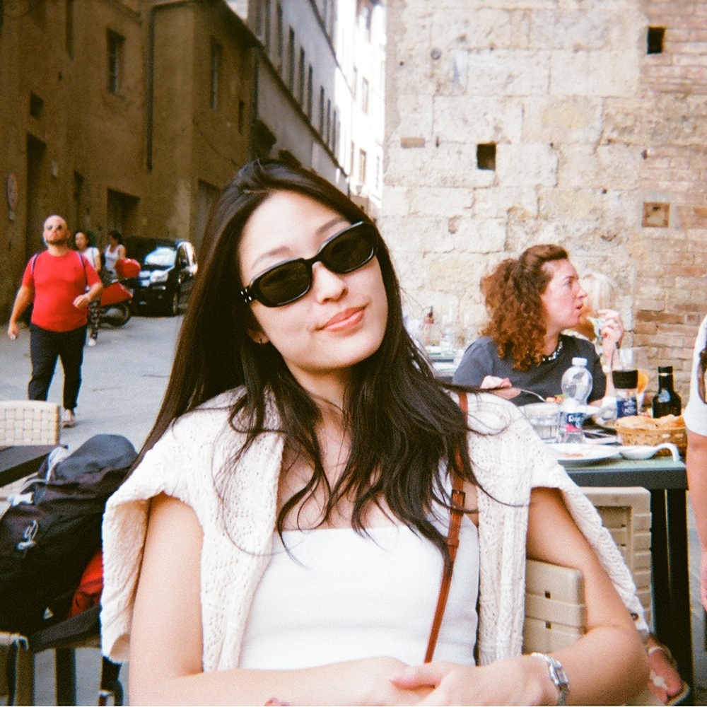 Meet your Posher, Yunji